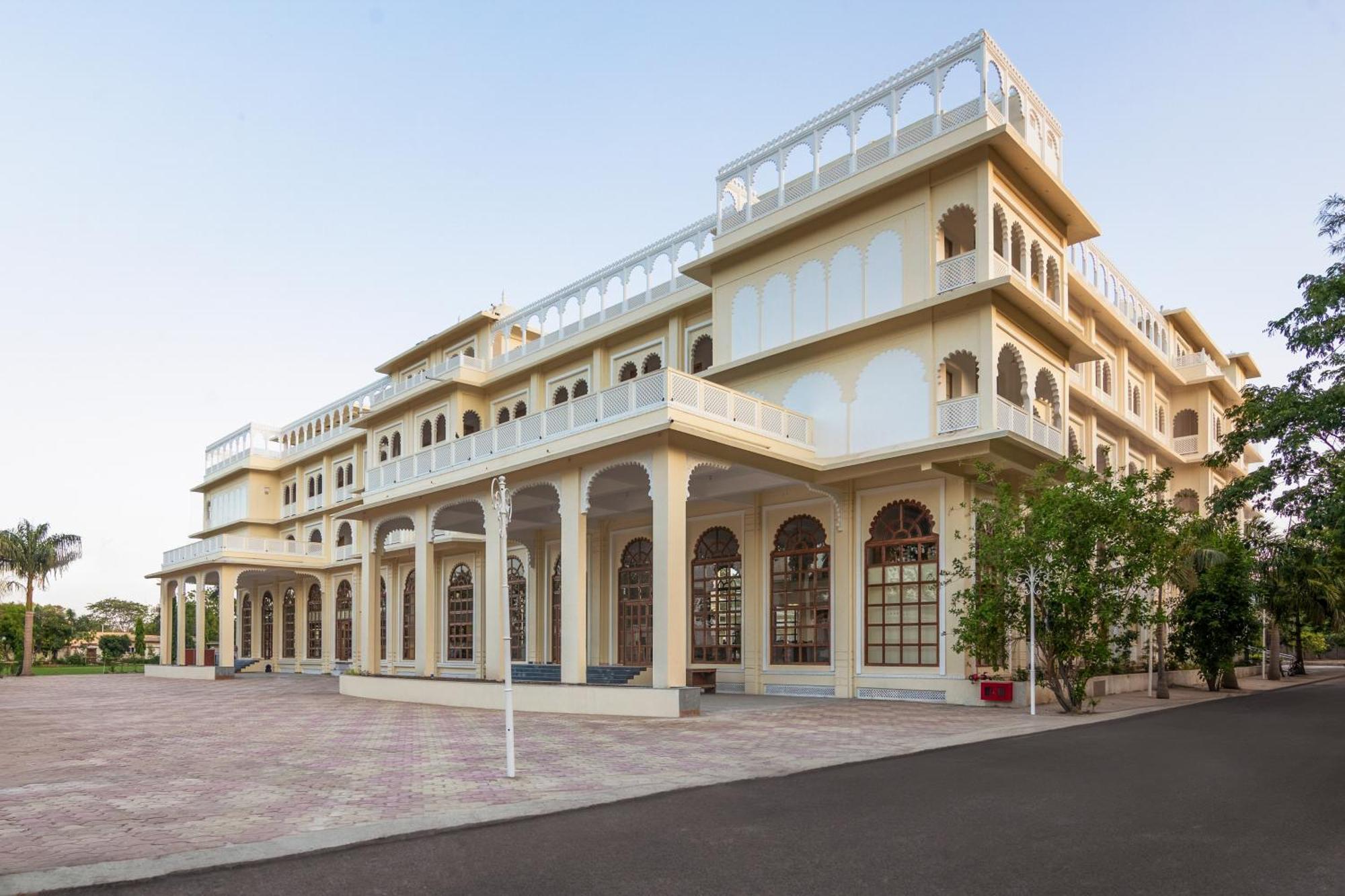 Sterling Aravalli Udaipur Luaran gambar