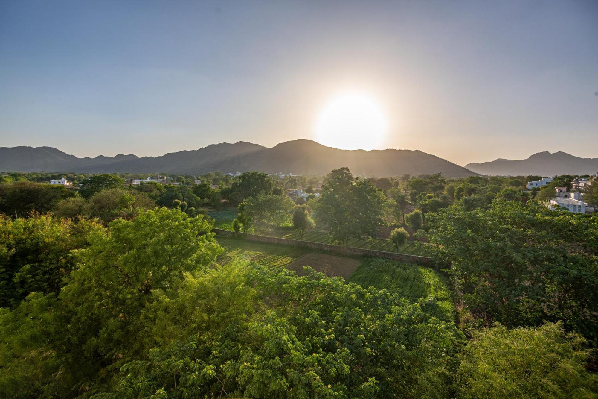 Sterling Aravalli Udaipur Luaran gambar